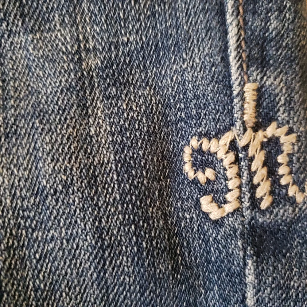 Miss Me Jeans Women's Size 27 Jeweled Embroidered Pockets JP4794 Blue